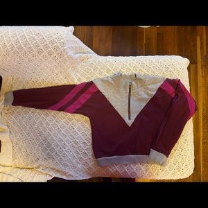 Urban Outfitters Cropped Half-Zip Sweatshirt M